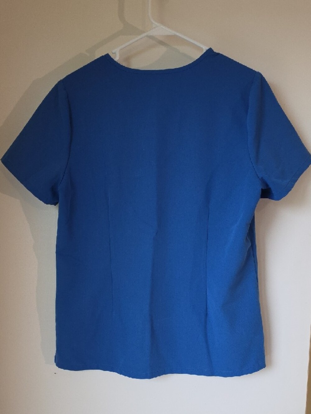 Set FIGS Royal Blue V-Neck Medical Scrub - Picture 2 of 4